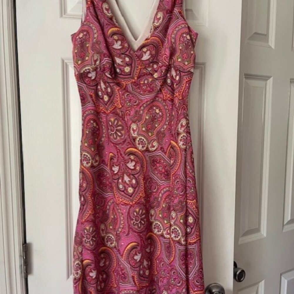 Summer Dress VNeck size 6